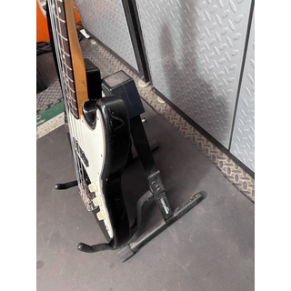 Fender Squier Jazz Bass – Made in Mexico – Black image 5