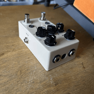 JHS Kodiak Tremolo Electric Guitar Pedal Chorus image 5