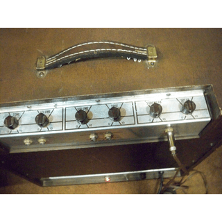 1959 Airline 8514 2x8 w/ Foot Pedal image 2
