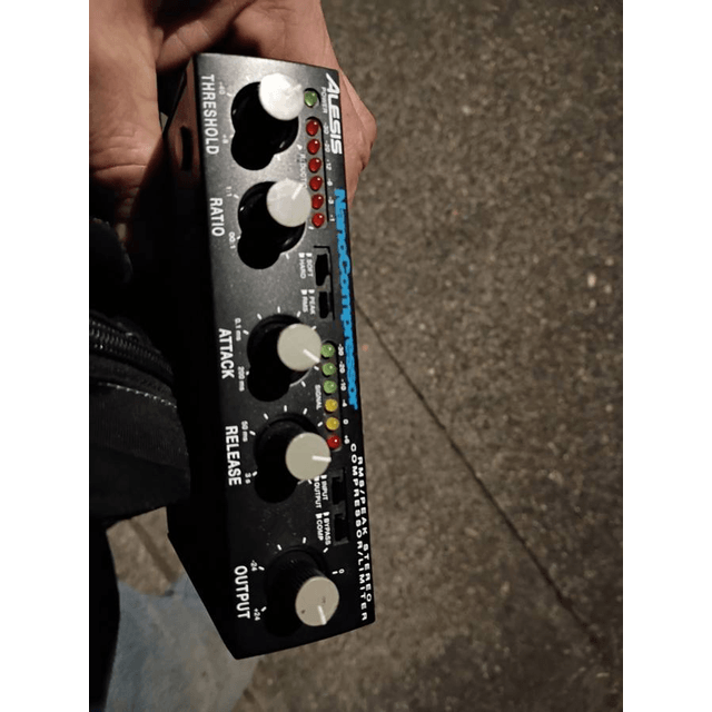 Alexis nano compressor