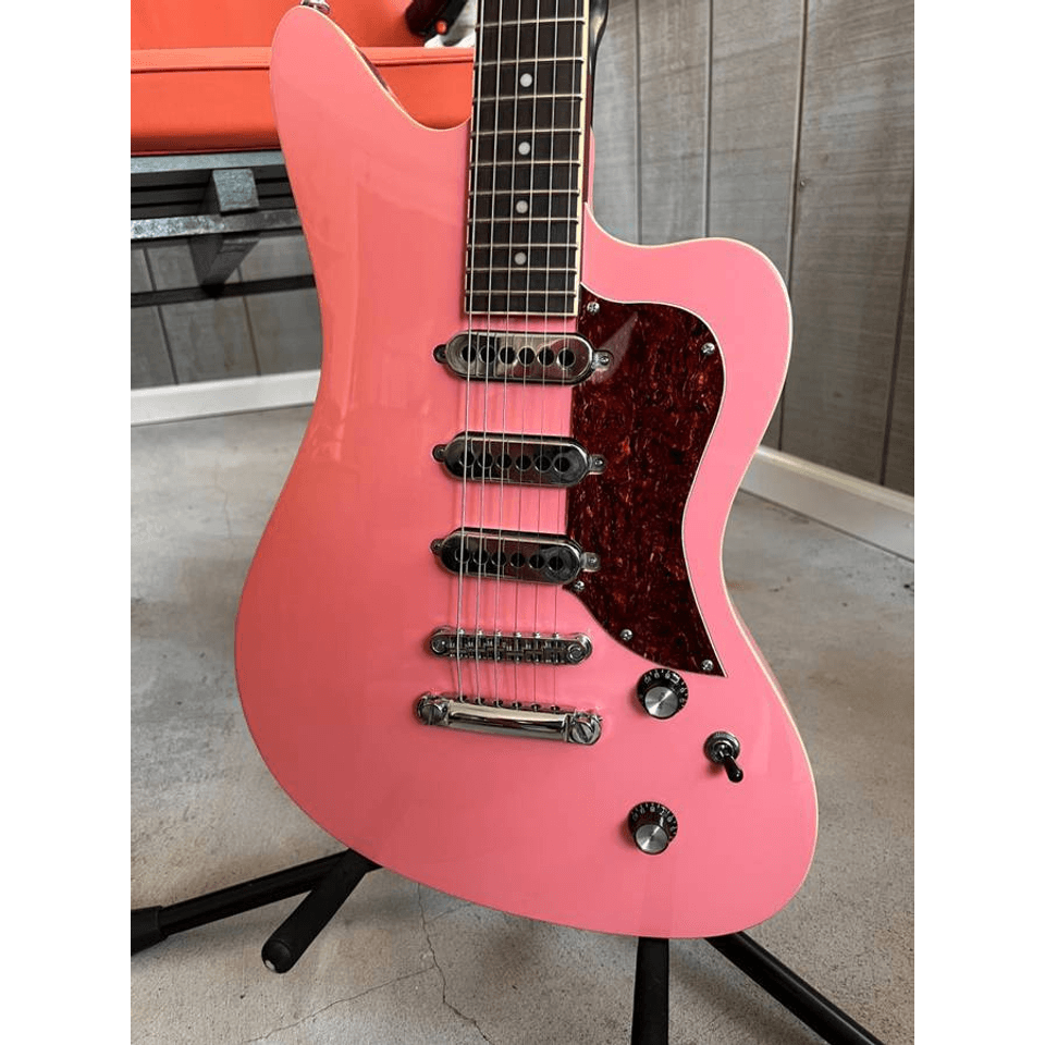 FS/FT: PureSalem Mendiola electric guitar