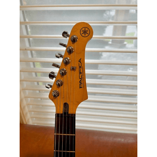 Yamaha Pacifica 112V (2023) Electric Guitar - Sunburst - image 3