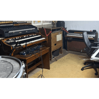 FFS/FFT: Rhodes Student Model 1980, Hammond C3 with Leslie, Pump Organ image 4