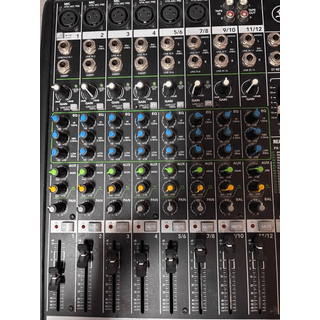 MACKIE PROFX12 PROFESSIONAL 12-CHANNEL MIXER image 3