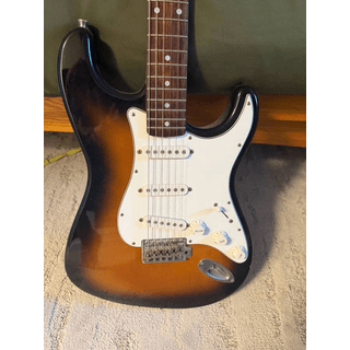 Fernandes electic guitar strat - trade image 2