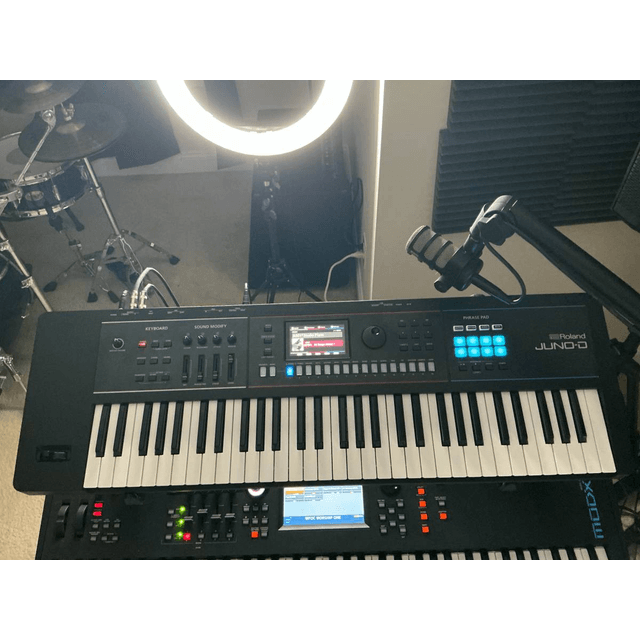 🎹 FOR TRADE: ROLAND JUNO-D6 (NEW SERIES) 🎹