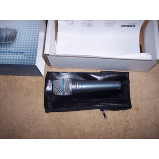 Shure Beta 57A Microphone / Like new condition image 3