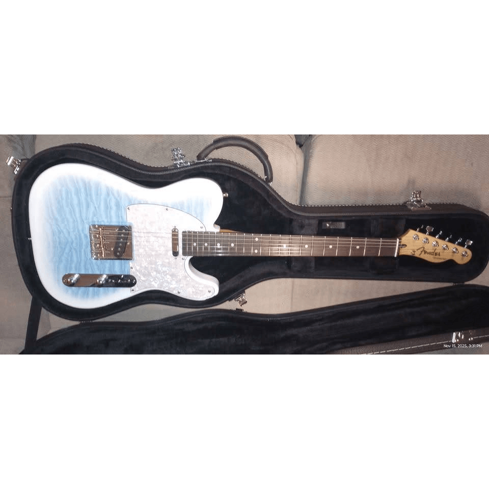 2009 Fender Telecaster, case & amplifier