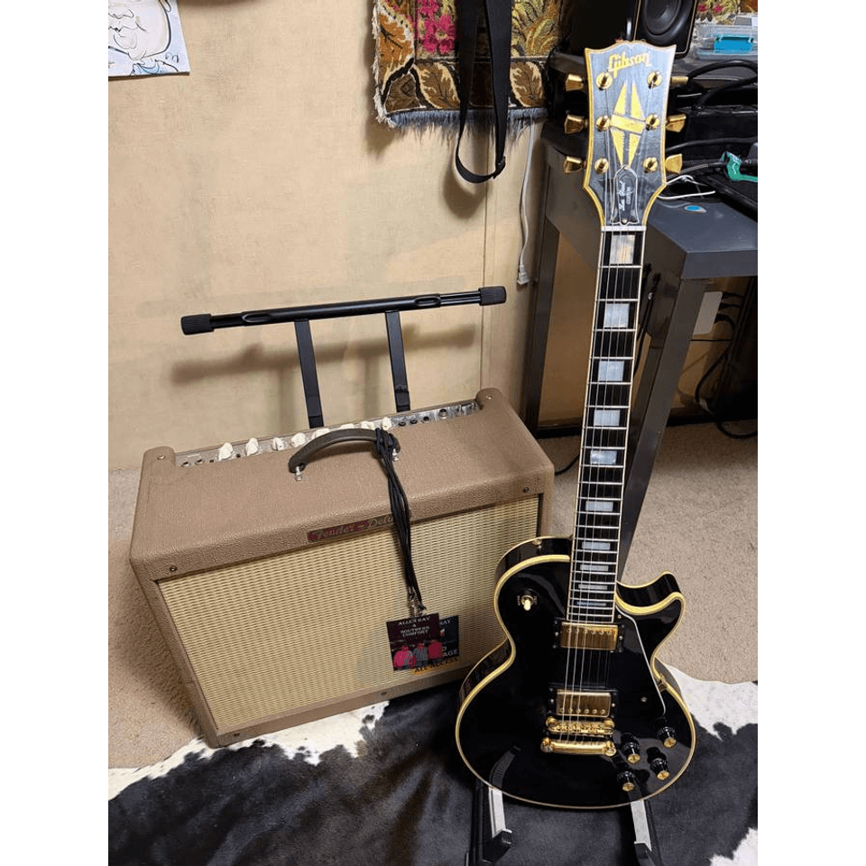 1990 Gibson les paul custom shop (trade)?