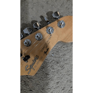 Made in Japan mid 80s squier Stratocaster w/DG20 David Gilmour EMG active loaded image 4