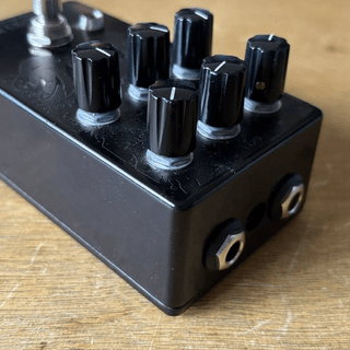 EarthQuaker Devices Zoar Black on Black Dynamic Audio Grinder Fuzz Dis image 5