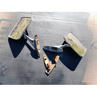 Will trade vintage car parts for equipment. image 5