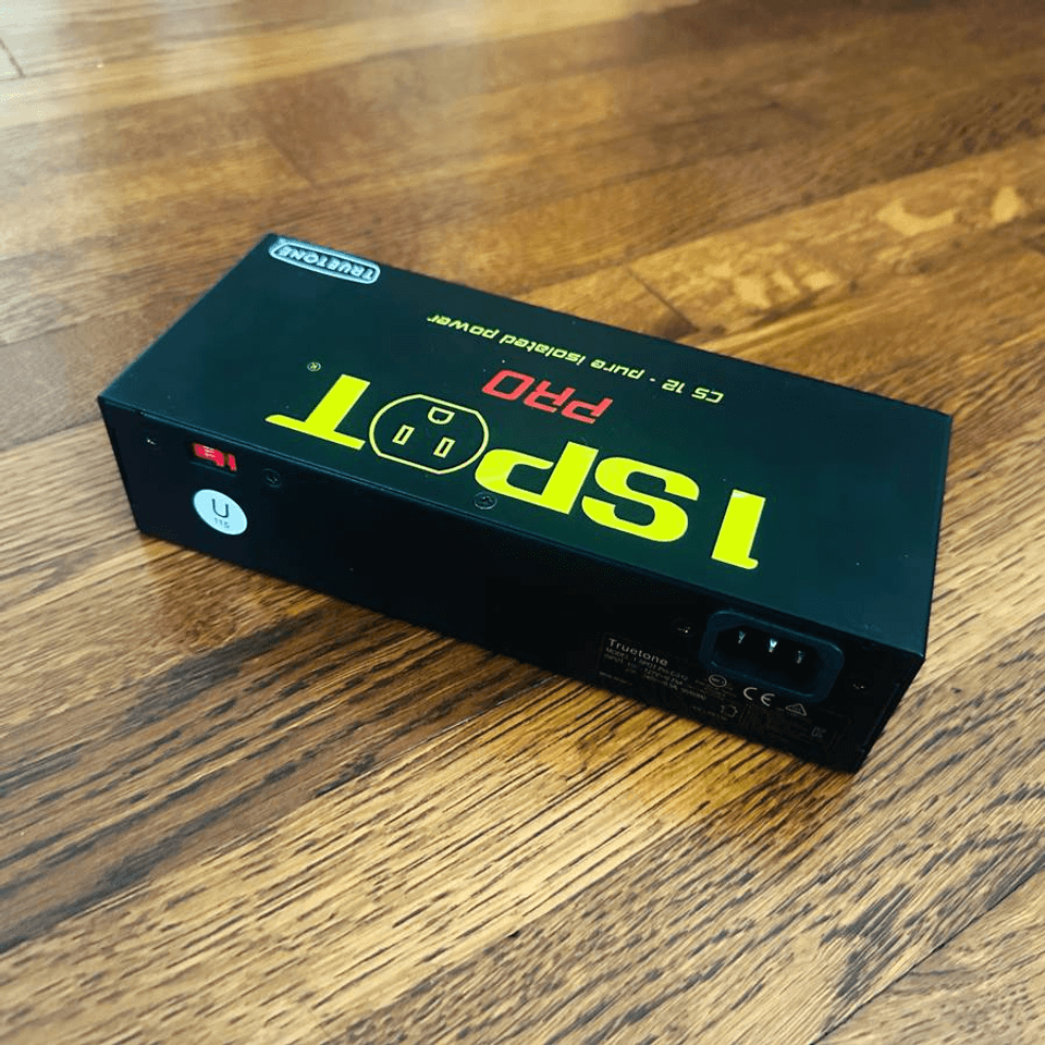 Truetone 1 SPOT Pro CS12 Isolated Pedal Power Supply - includes extras