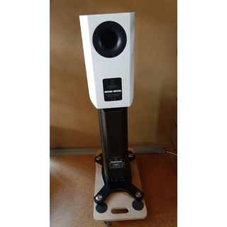 Linn Akudorik Exakt Katalyst speakers image 3