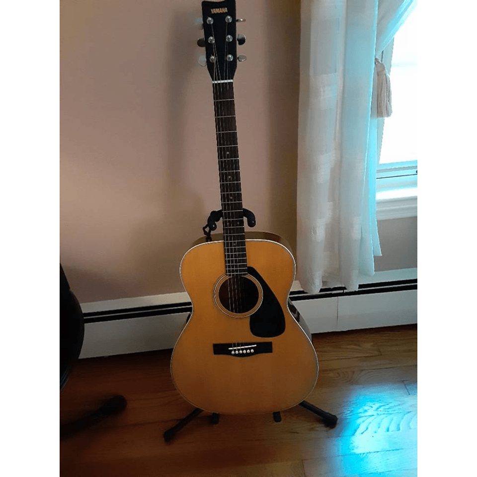 Yamaha SJ-180 Acoustic Guitar