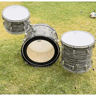 1963 Ludwig Super Classic- Oyster Blue Pearl Drum Set image 4