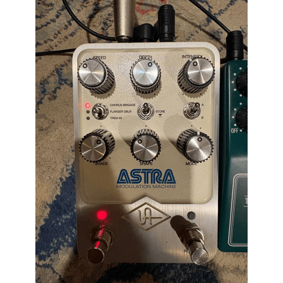 Universal Audio UAFX Astra FT