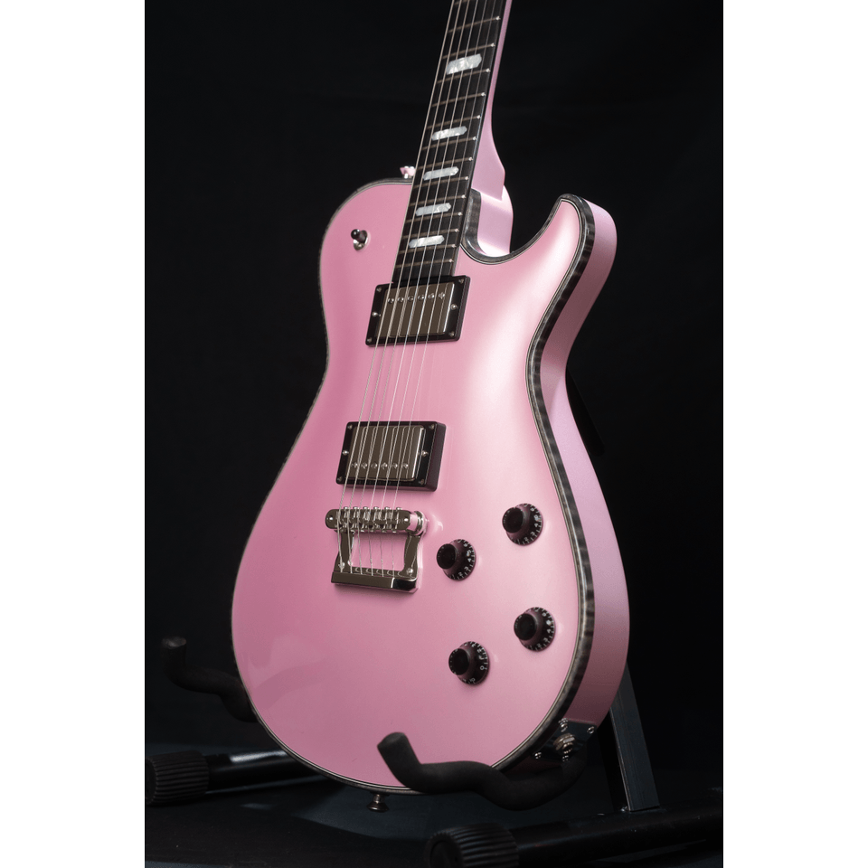 Knaggs Kenai-Pink Ice Metallic-Onyx Binding-Trades Welcome