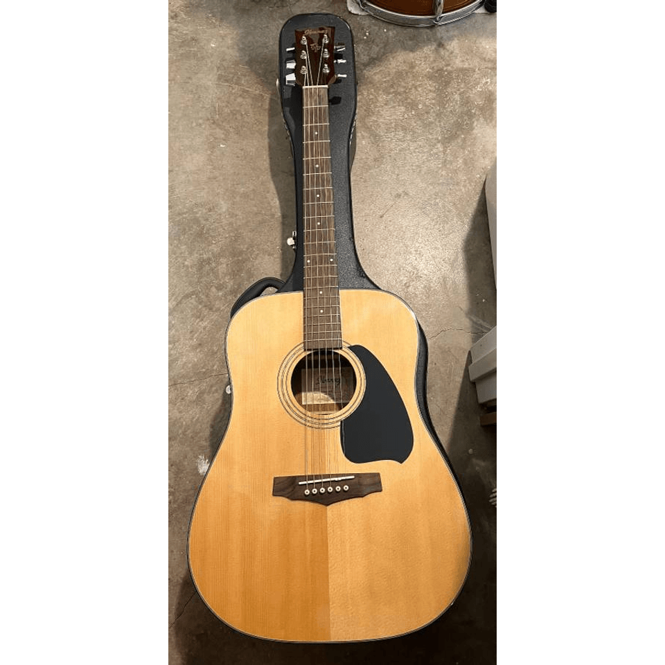 Ibanez PF10E-NT-14-01 dreadnought acoustic guitar w case