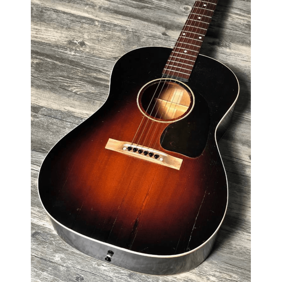 1944 Gibson Banner LG-2 in Maple vintage guitar