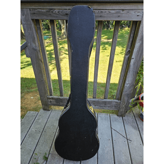 Rogue VB-100 Beatle Bass with hardshell case image 5