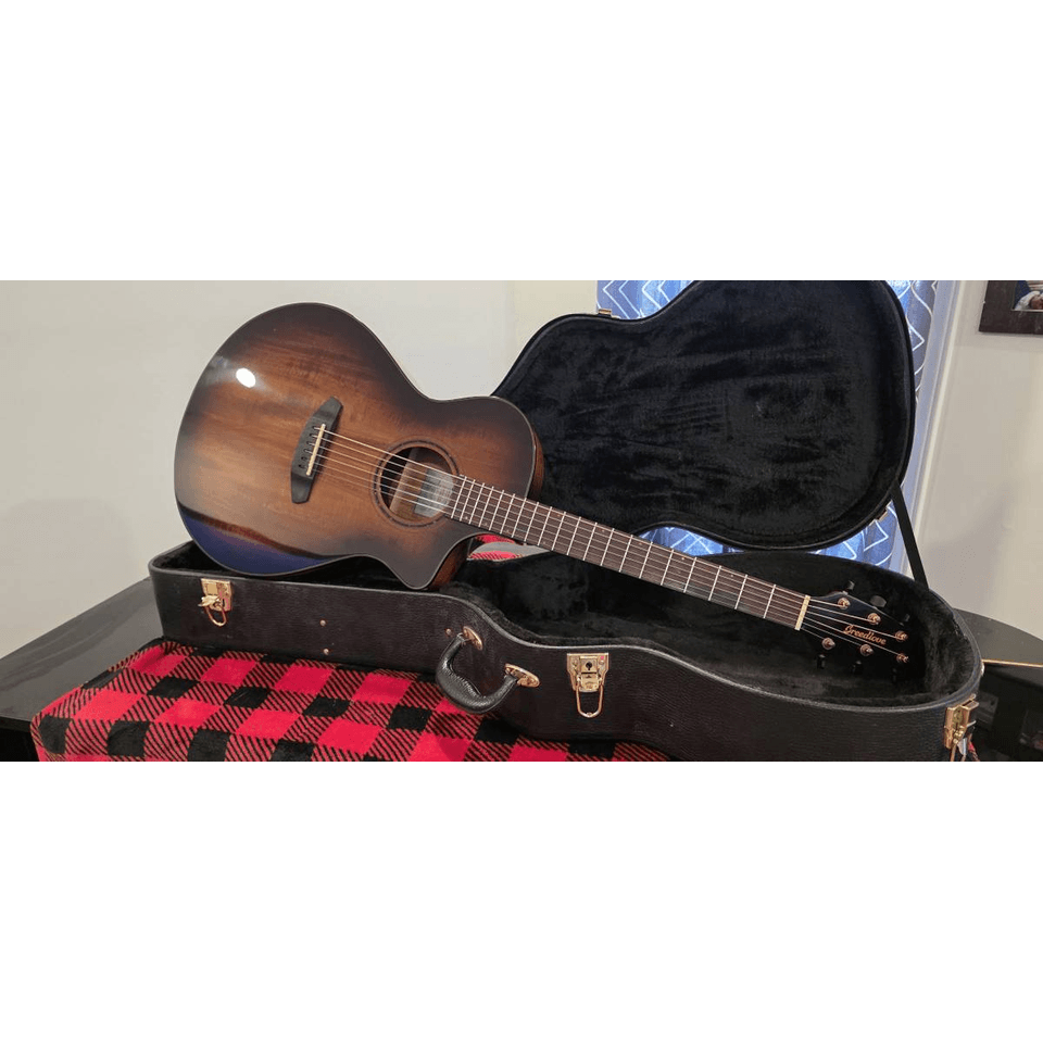 Breedlove Pursuit EX Concert Koa