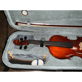 Shoen violin model 6 4/4 outfit like-new with new professional bow , image 4