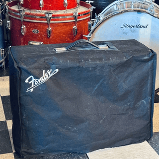 Fender '65 Deluxe Reverb with foot switch and cover image 4