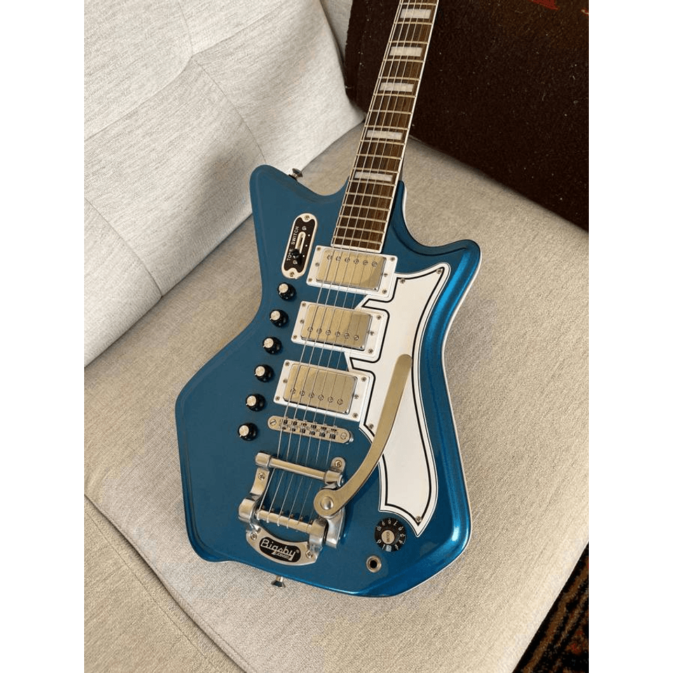 Eastwood Airline '59 3p DLX Electric Guitar with Hardshell Case