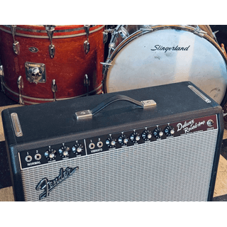 Fender '65 Deluxe Reverb with foot switch and cover image 2