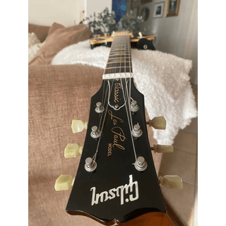 2008 GIBSON LES PAUL CLASSIC 60's, Nitro, lightweight, custom pickups. image 3