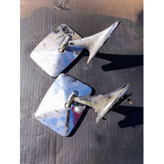Will trade vintage car parts for equipment. image 3