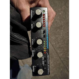 Alexis nano compressor image 4