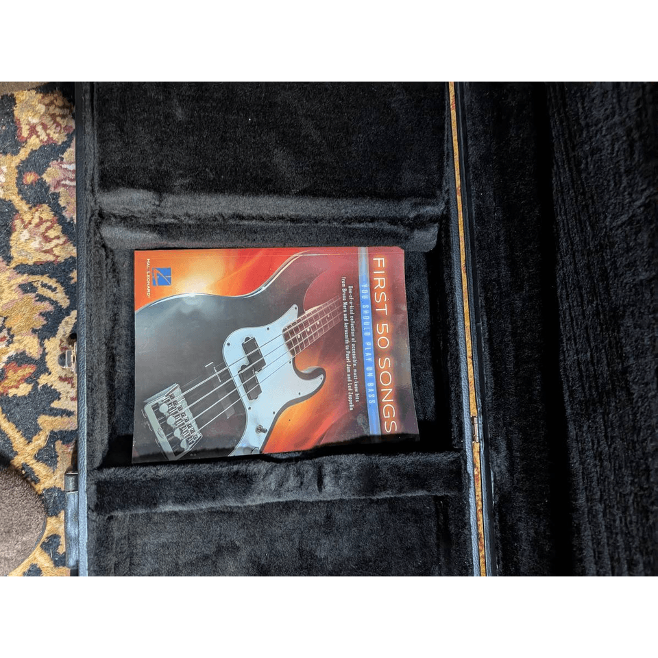 Mint Ibanez gio bass with hard case for trade