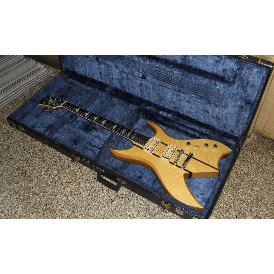 Exotic Woods BC Rich Bich with strap locks and hard shell case