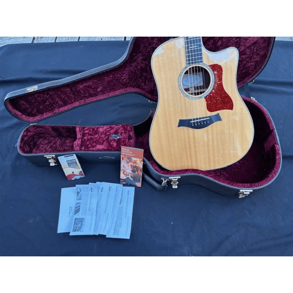 Taylor 810ce NOS mint