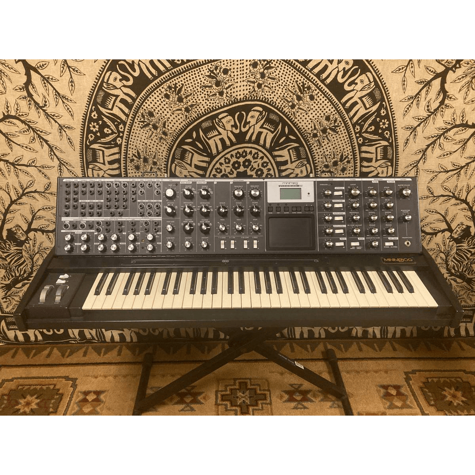 Moog Minimoog Voyager XL Limited Edition Analog Synthesizer