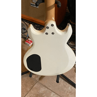 Ibanez.  SG type. White image 4