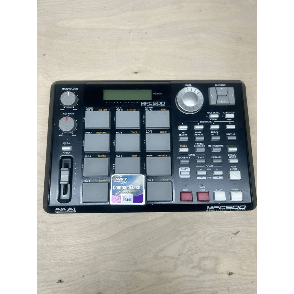 AKAI MPC500 Excellent condition/Like New