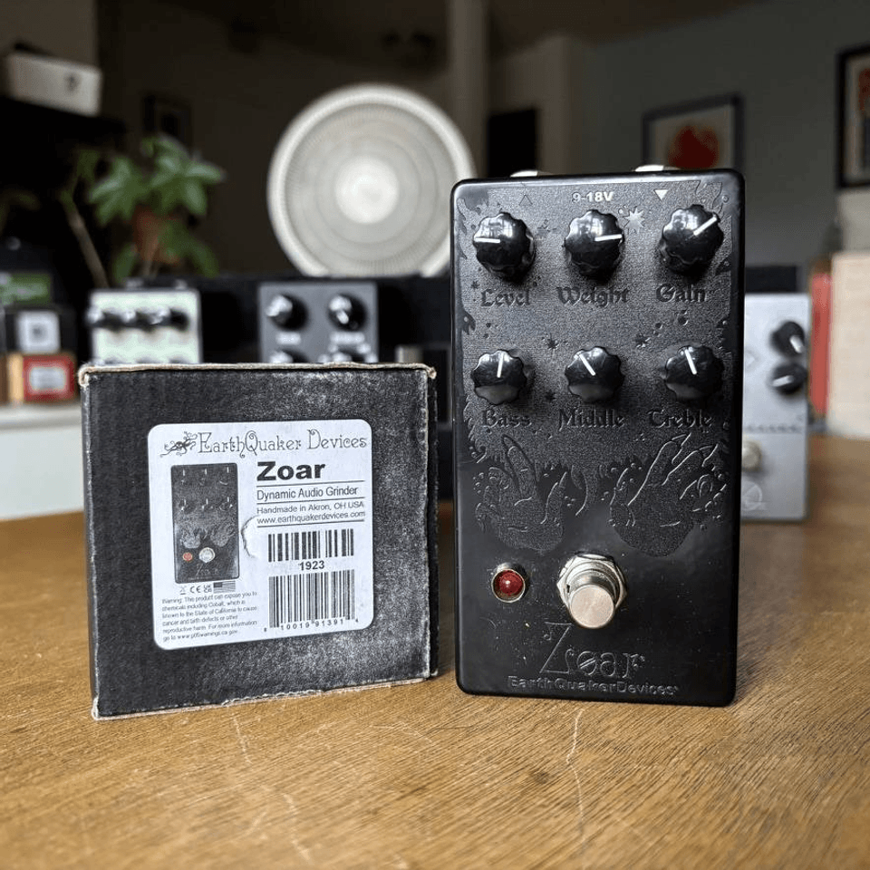 EarthQuaker Devices Zoar Black on Black Dynamic Audio Grinder Fuzz Dis