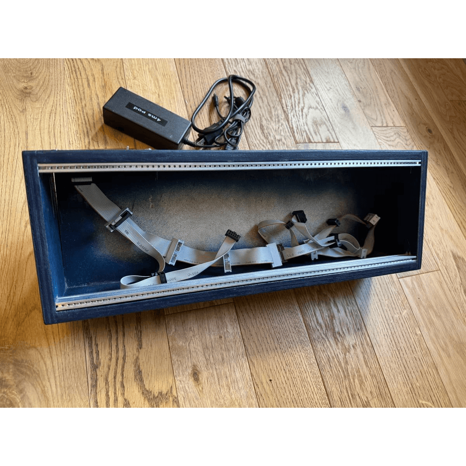 4ms powered 84hp Eurorack case desktop slanted wood