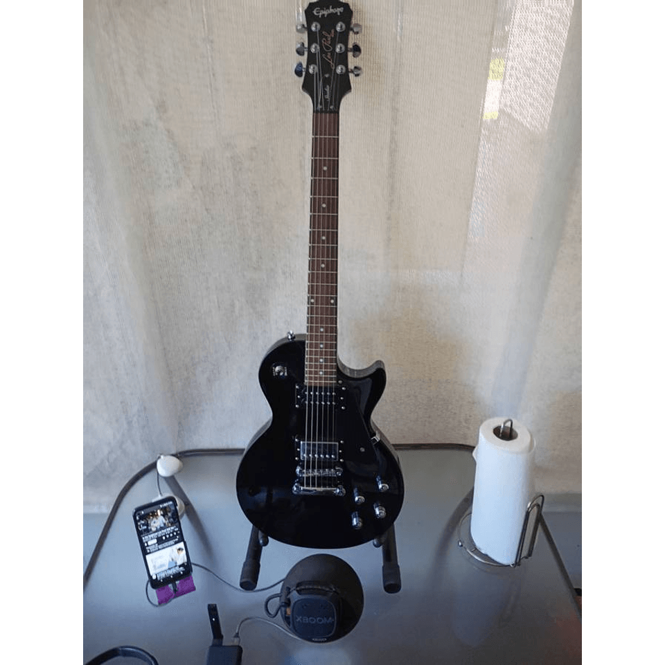 Epi Les Paul Studio 2008 Ebony Trades?