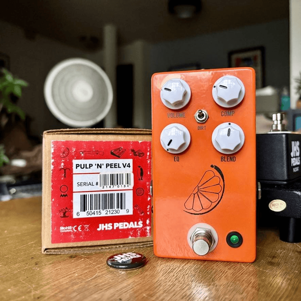 JHS Pulp N Peel V4 Compressor in Box! PreAmp Guitar Effects Pedal
