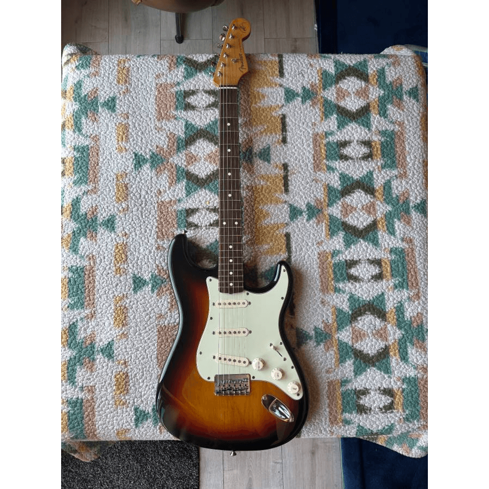 2010 Fender Stratocaster - Robert Cray signature Strat electric guitar