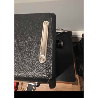 Fender '68 Custom Deluxe Reverb 2-Channel 22-Watt 1x12" Guitar Combo 2 image 3