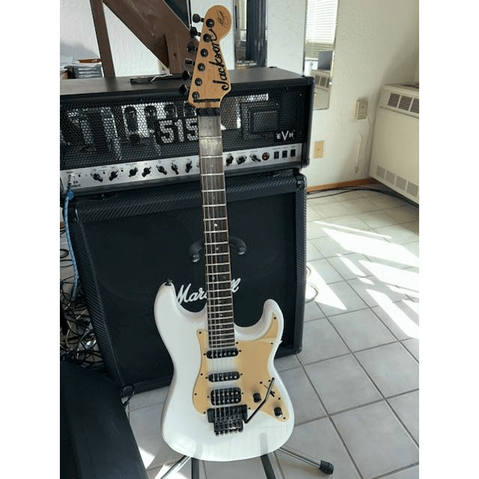 Jackson Adrian Smith SDX RW Neck Snow White (LIKE NEW) - TRADE -