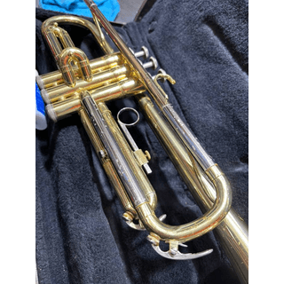 Yamaha YTR-2320 Bb Trumpet with Hard Case image 3