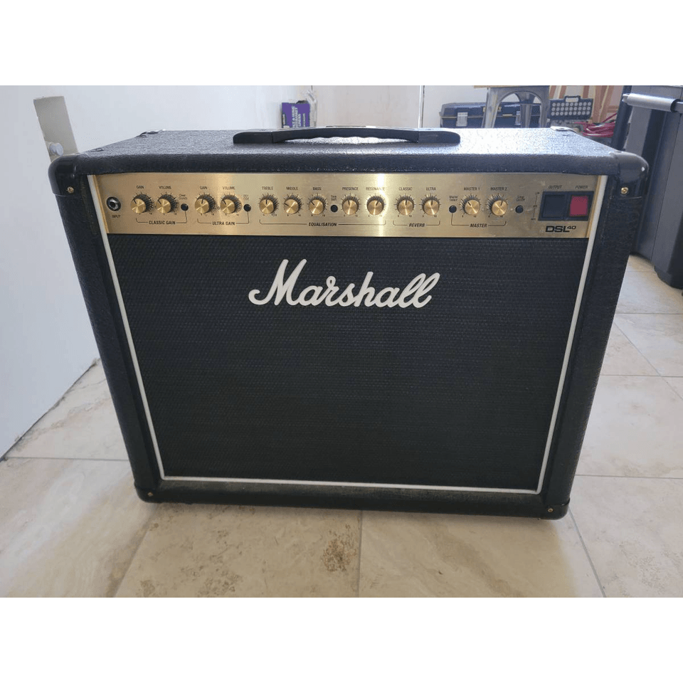 Marshall DSL 40 minty guitar amplifier tube amp