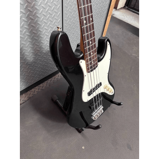 Fender Squier Jazz Bass – Made in Mexico – Black image 4