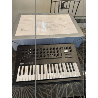 KORG MINILOGUE XD- MINT! SELL OR TRADE/OBO image 2